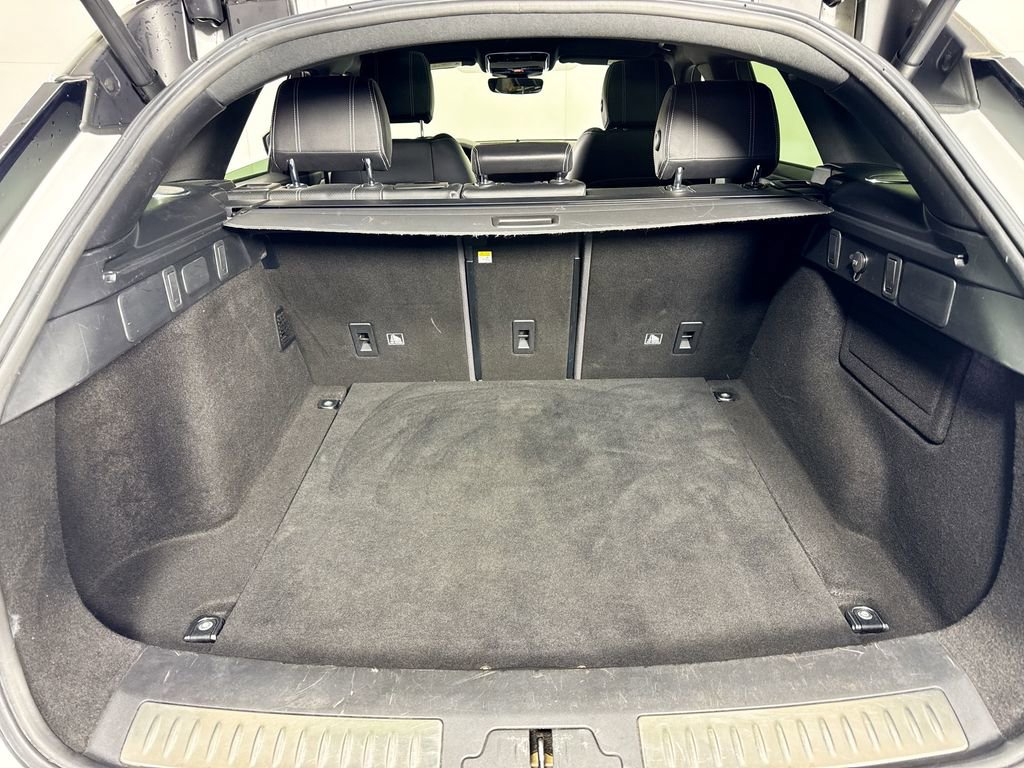 2019 Land Rover Range Rover Velar R-Dynamic SE