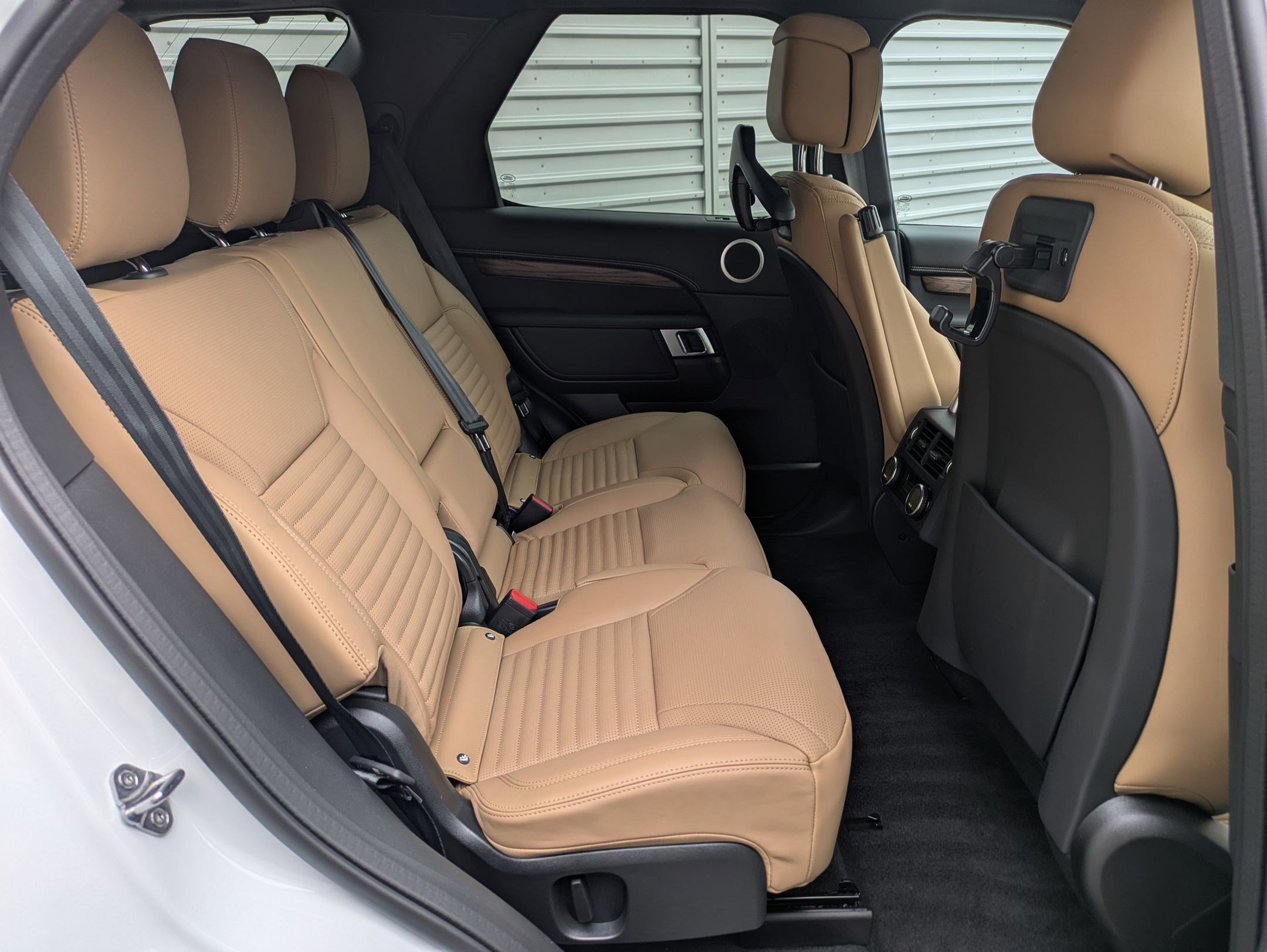 2026 Land Rover Discovery Dynamic SE