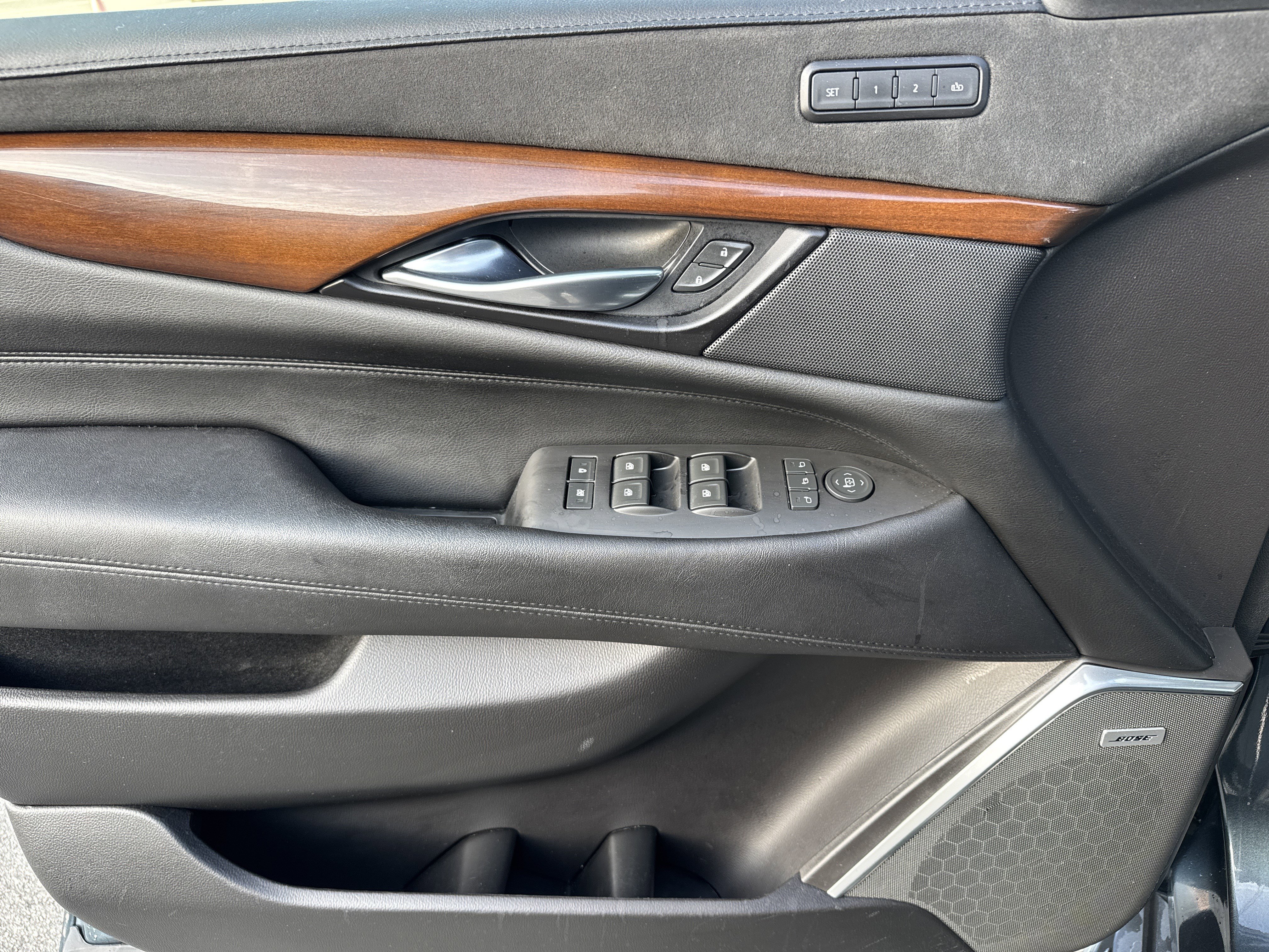 2020 Cadillac Escalade Luxury