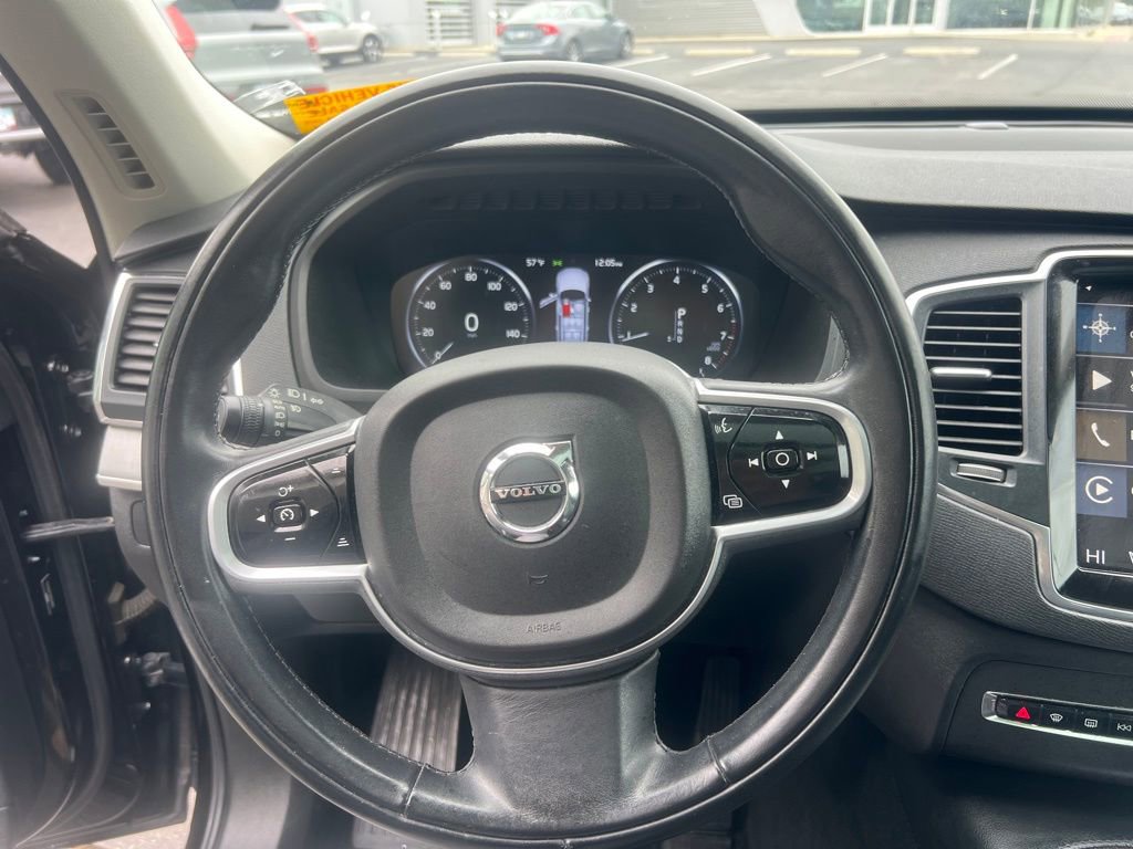 2022 Volvo Xc90 T5 Momentum