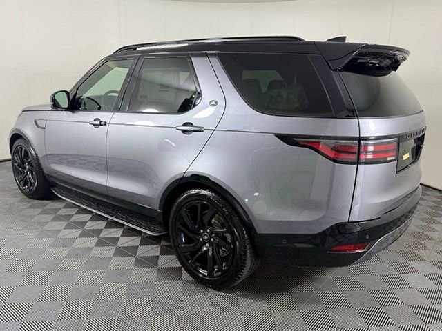 2025 Land Rover Discovery Dynamic SE