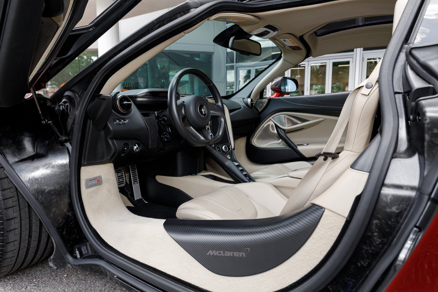 Used 2018 McLaren 720S Luxury photo 20