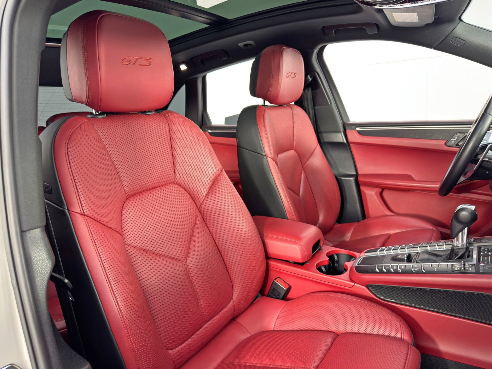 2020 Porsche Macan GTS