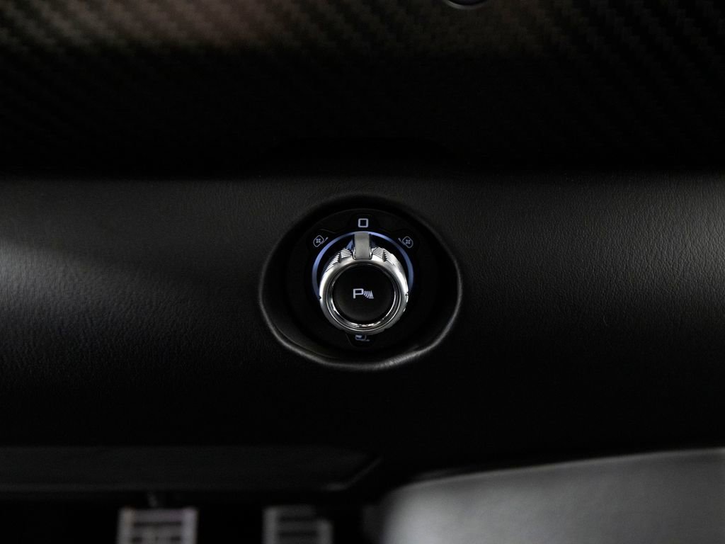 Used 2019 McLaren Senna photo 38