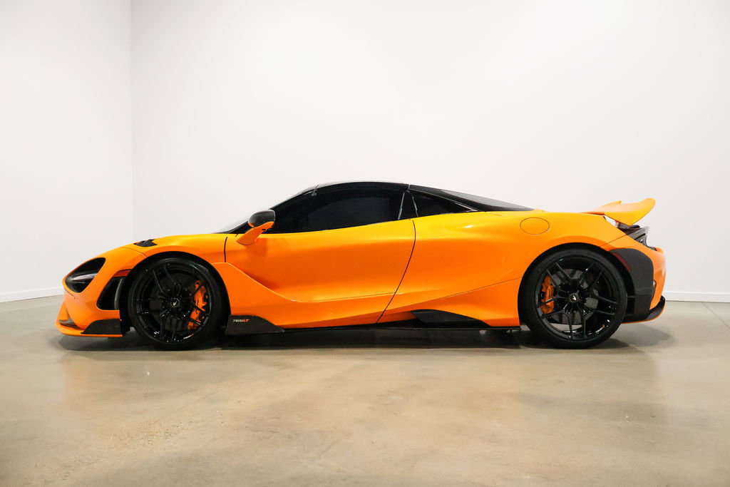 Used 2022 McLaren 765LT photo 10