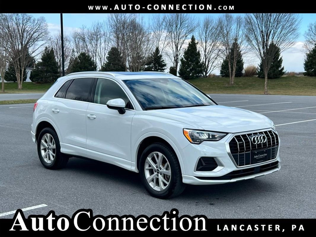 2022 Audi Q3 quattro Premium Plus 40 TFSI