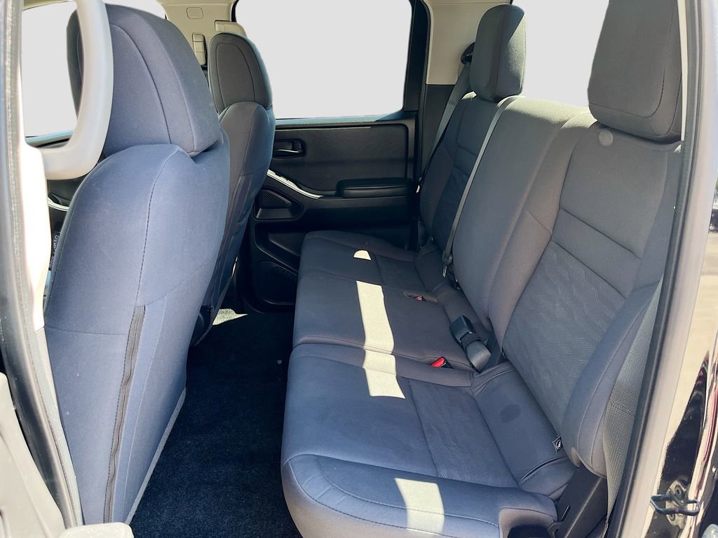 2023 Nissan Frontier S