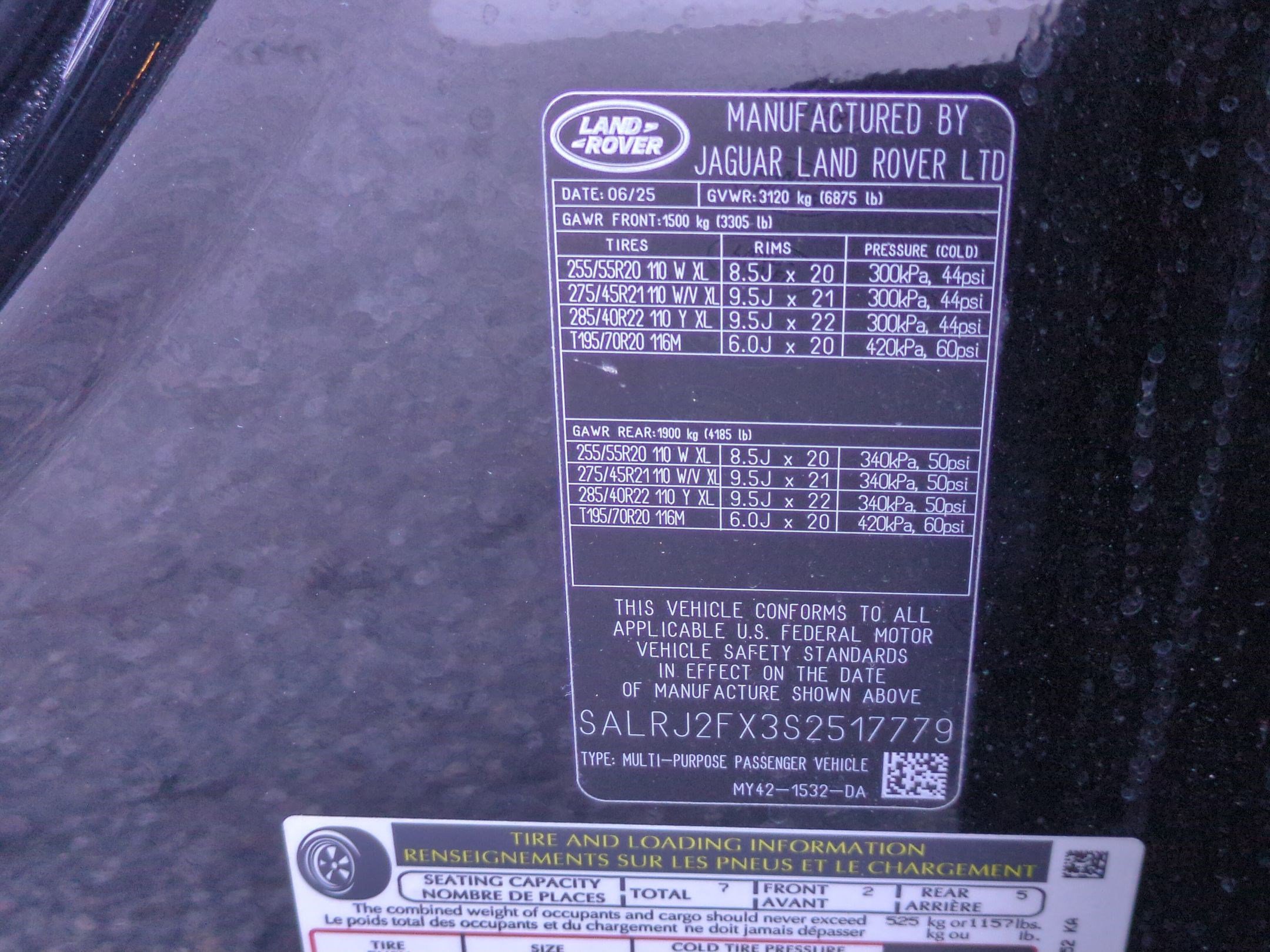 2025 Land Rover Discovery S