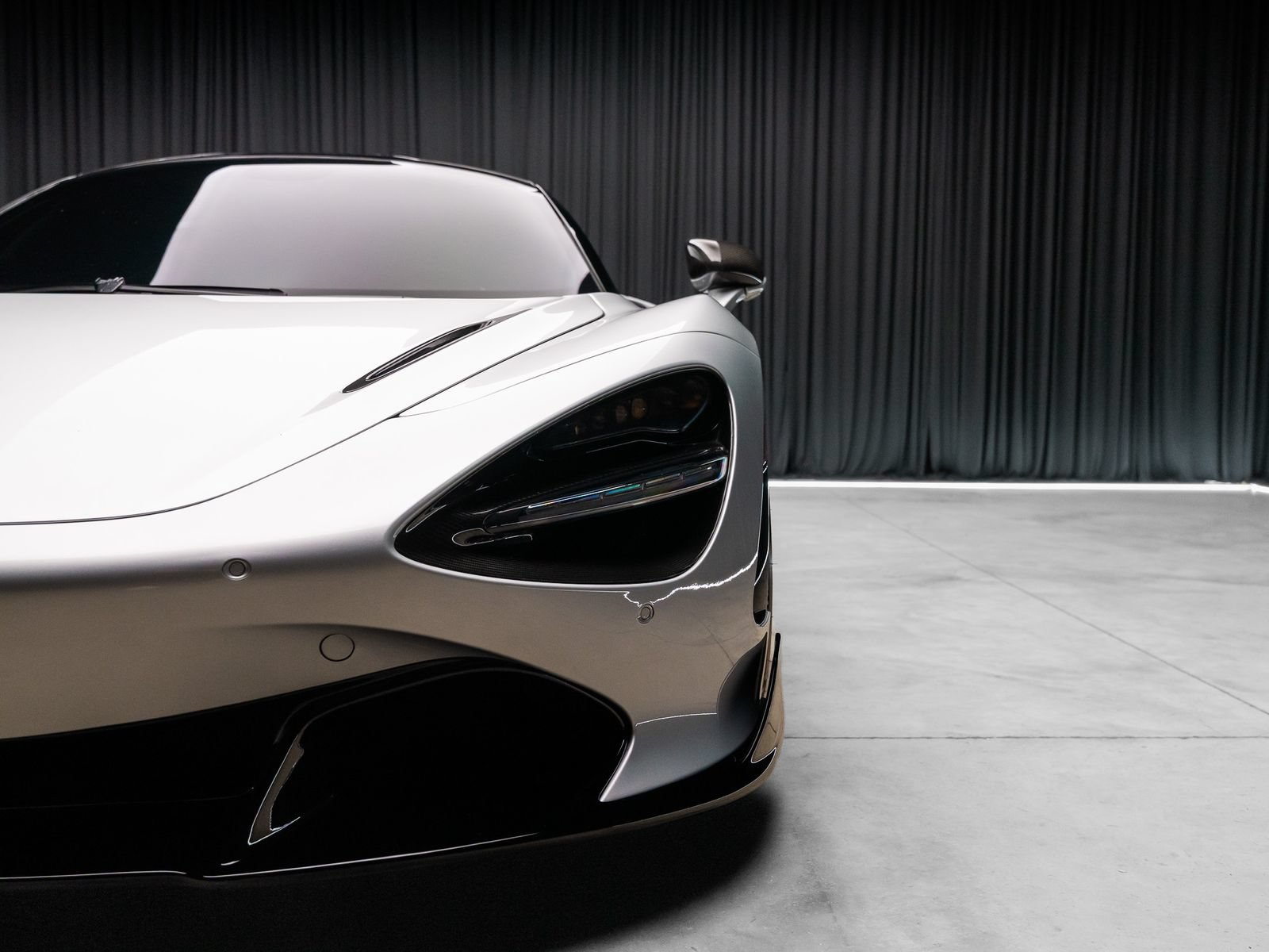 Used 2019 McLaren 720S photo 20