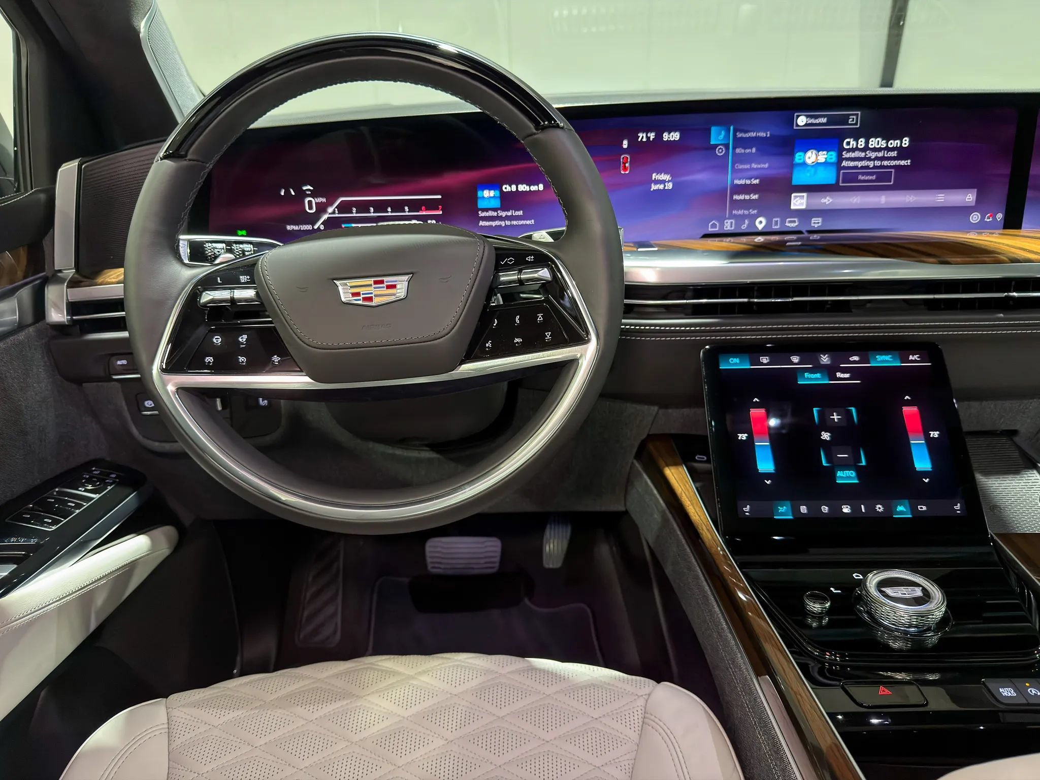2026 Cadillac Escalade Platinum Sport - Photo 20