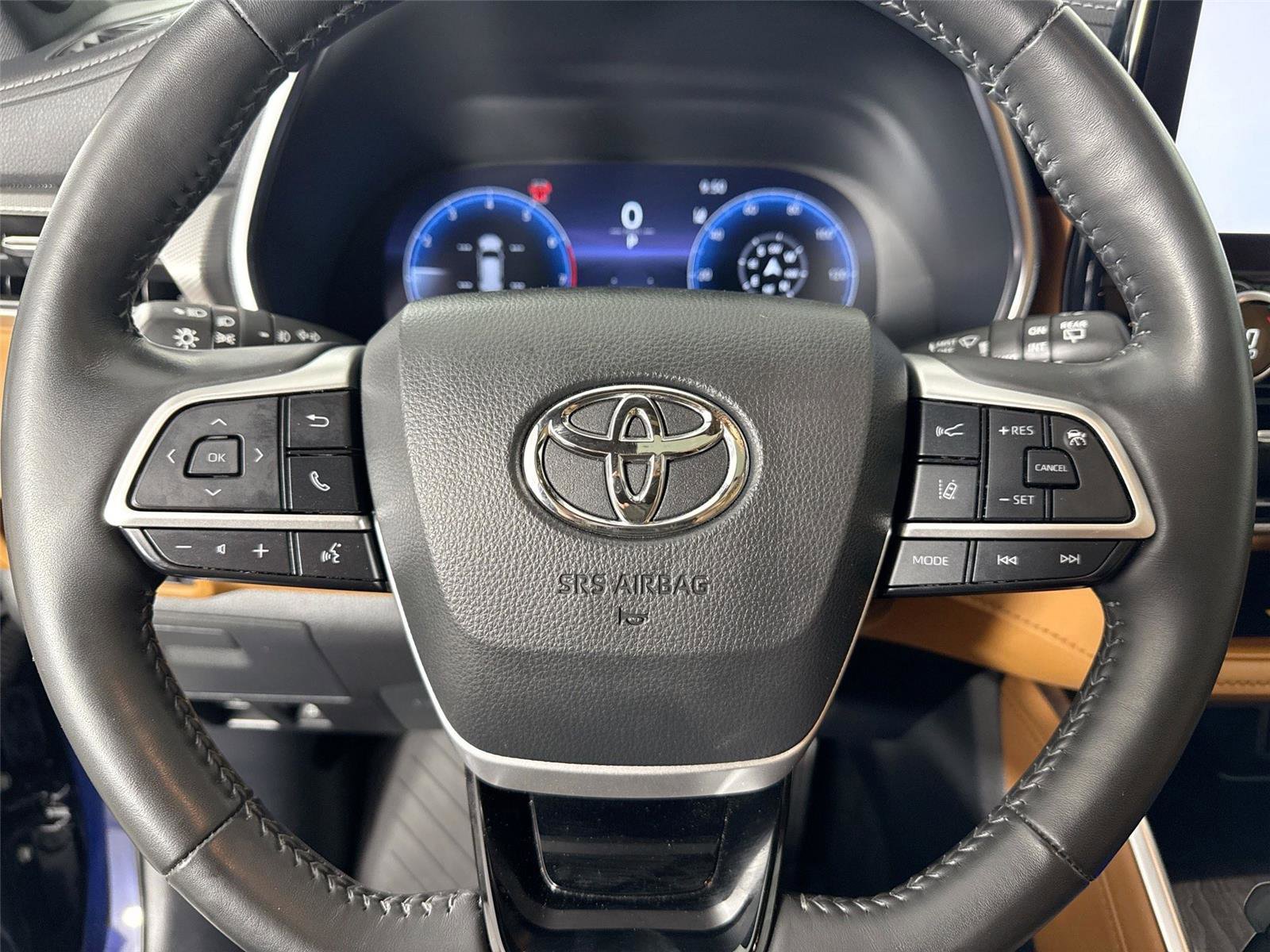 2024 Toyota Highlander Platinum