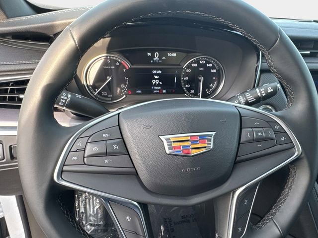 2025 Cadillac XT5 Luxury