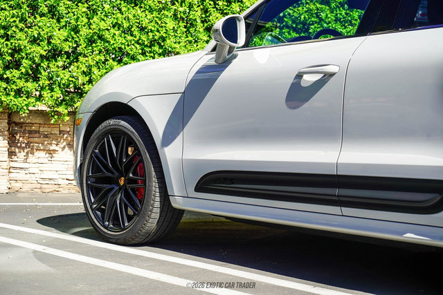 2025 Porsche Macan GTS