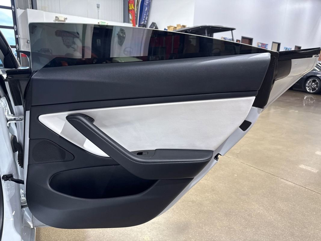 2020 Tesla Model 3 Performance