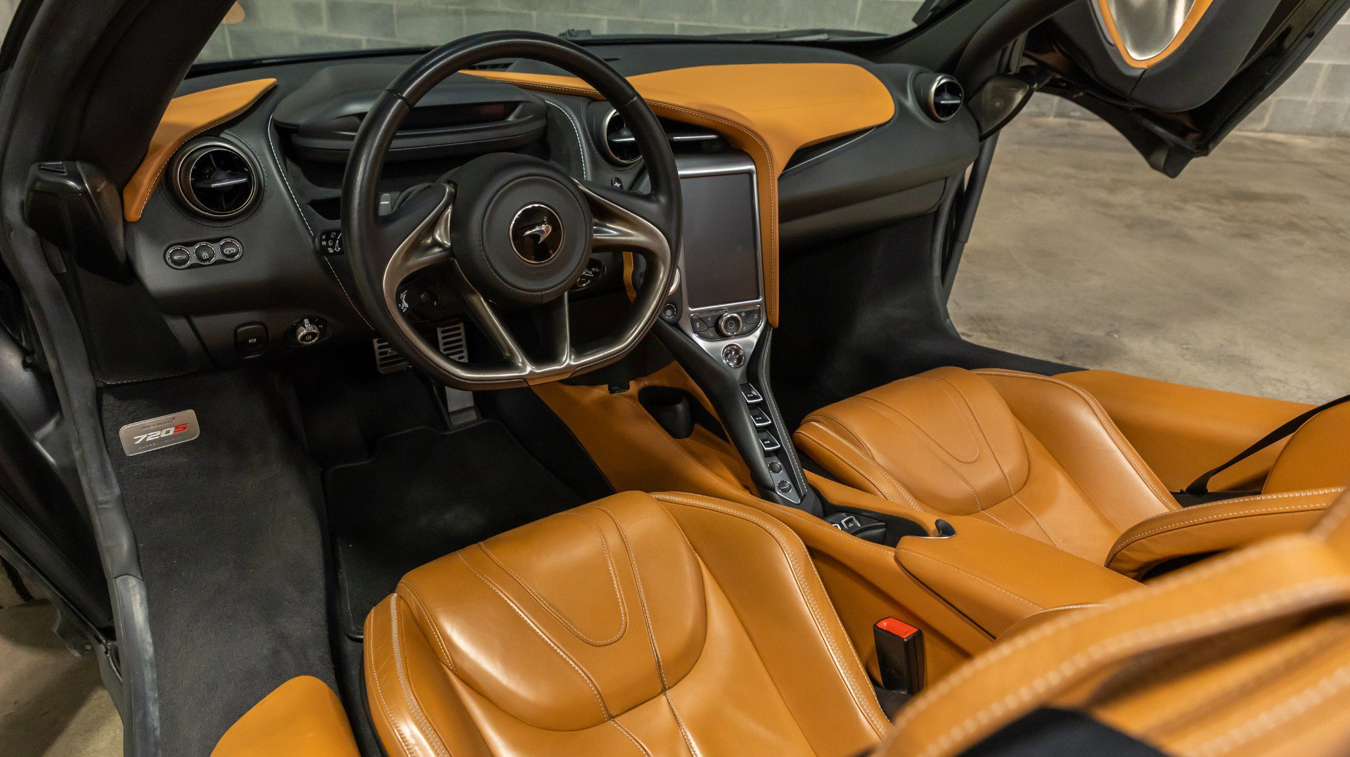 Used 2020 McLaren 720S Spider photo 42