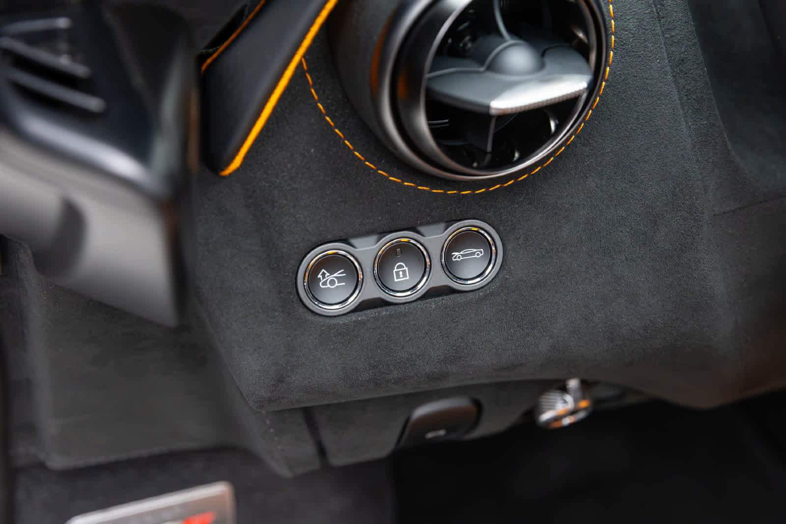 New 2027 McLaren 750S Spider photo 27