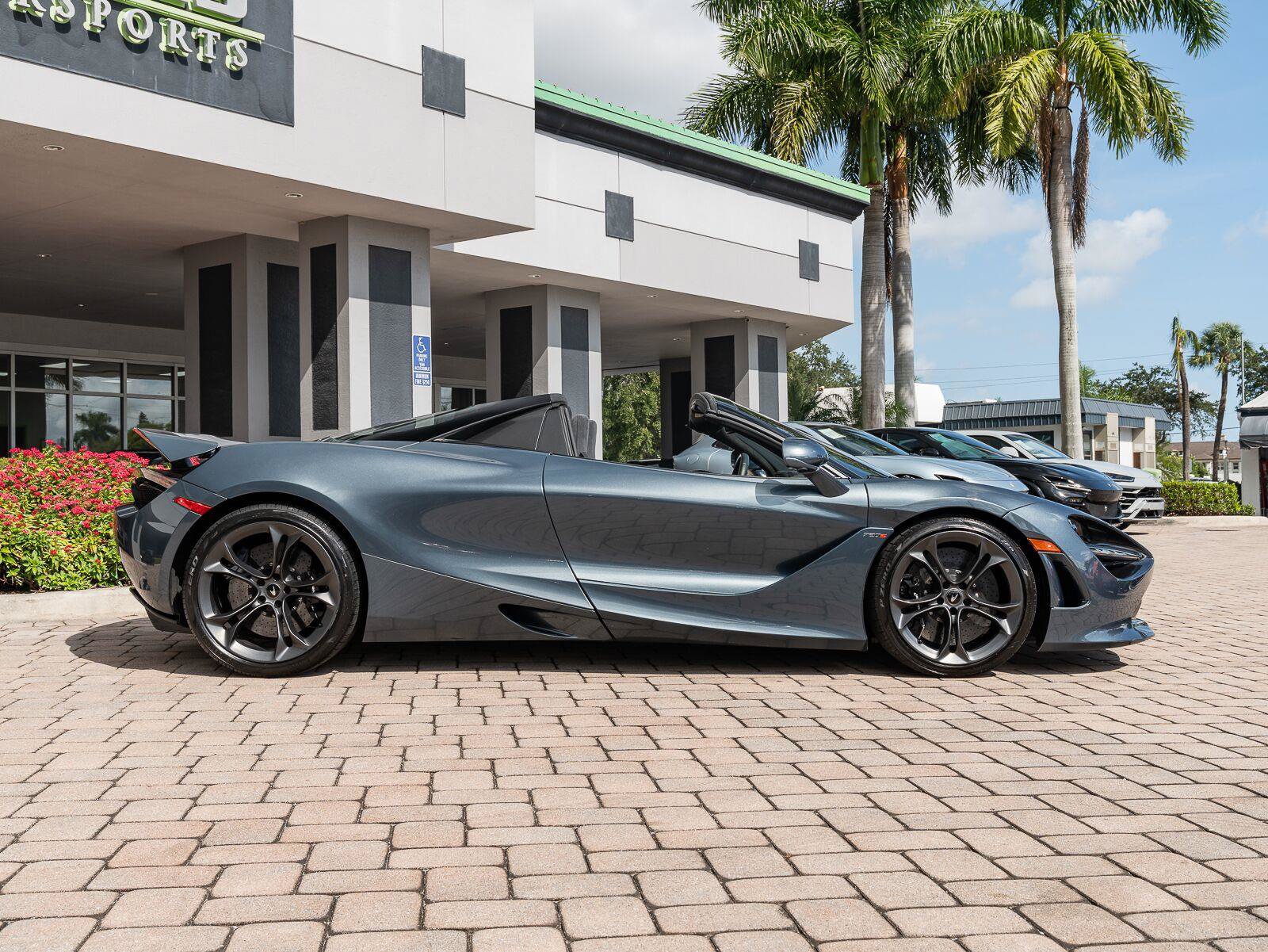 Used 2020 McLaren 720S Spider photo 25