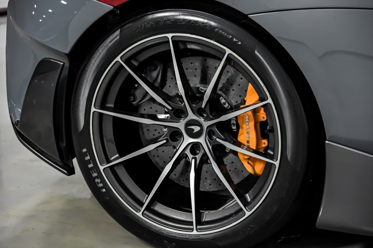 Used 2019 McLaren 600LT photo 12