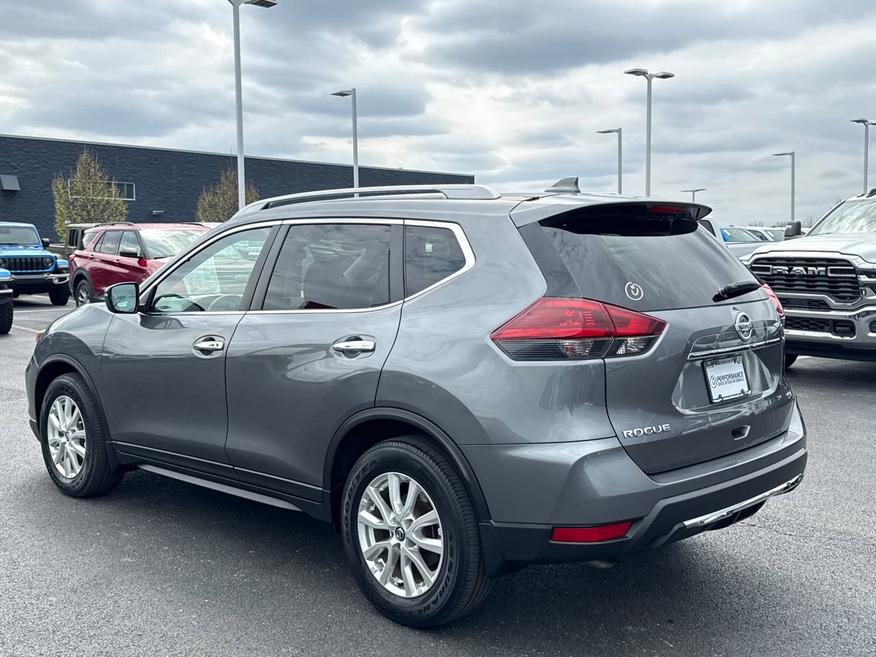 2019 Nissan Rogue SV