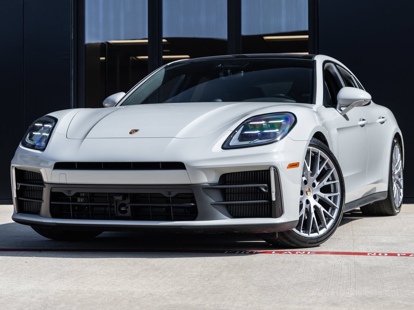 New 2026 Porsche Panamera 4