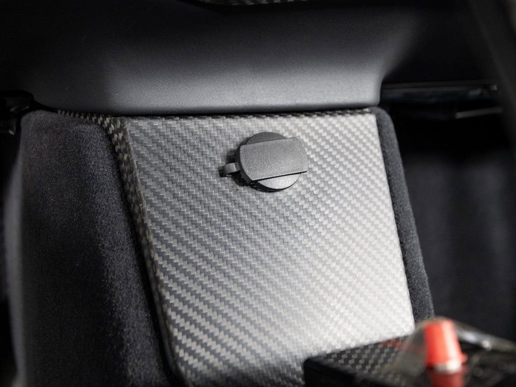 Used 2015 McLaren P1 photo 28