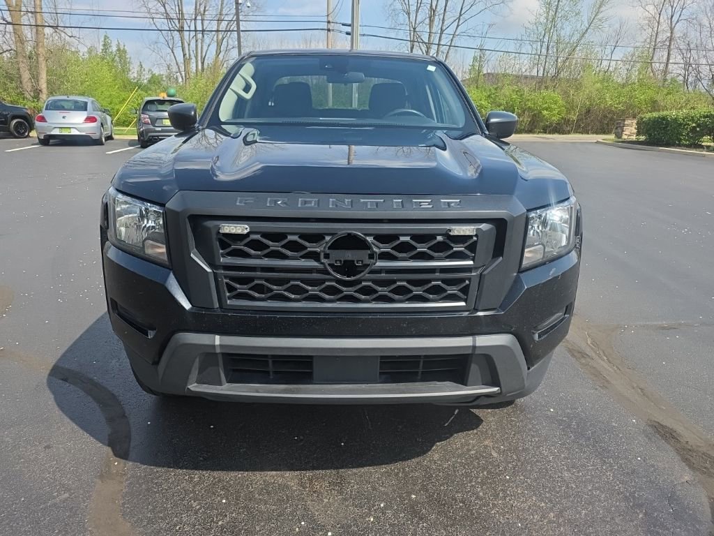 2022 Nissan Frontier S