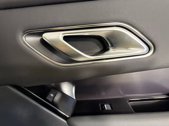 2026 Land Rover Range Rover Velar Dynamic SE