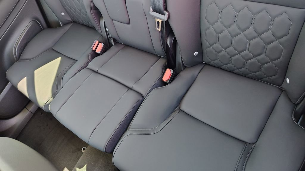 2026 Volvo Xc90 B6 Plus