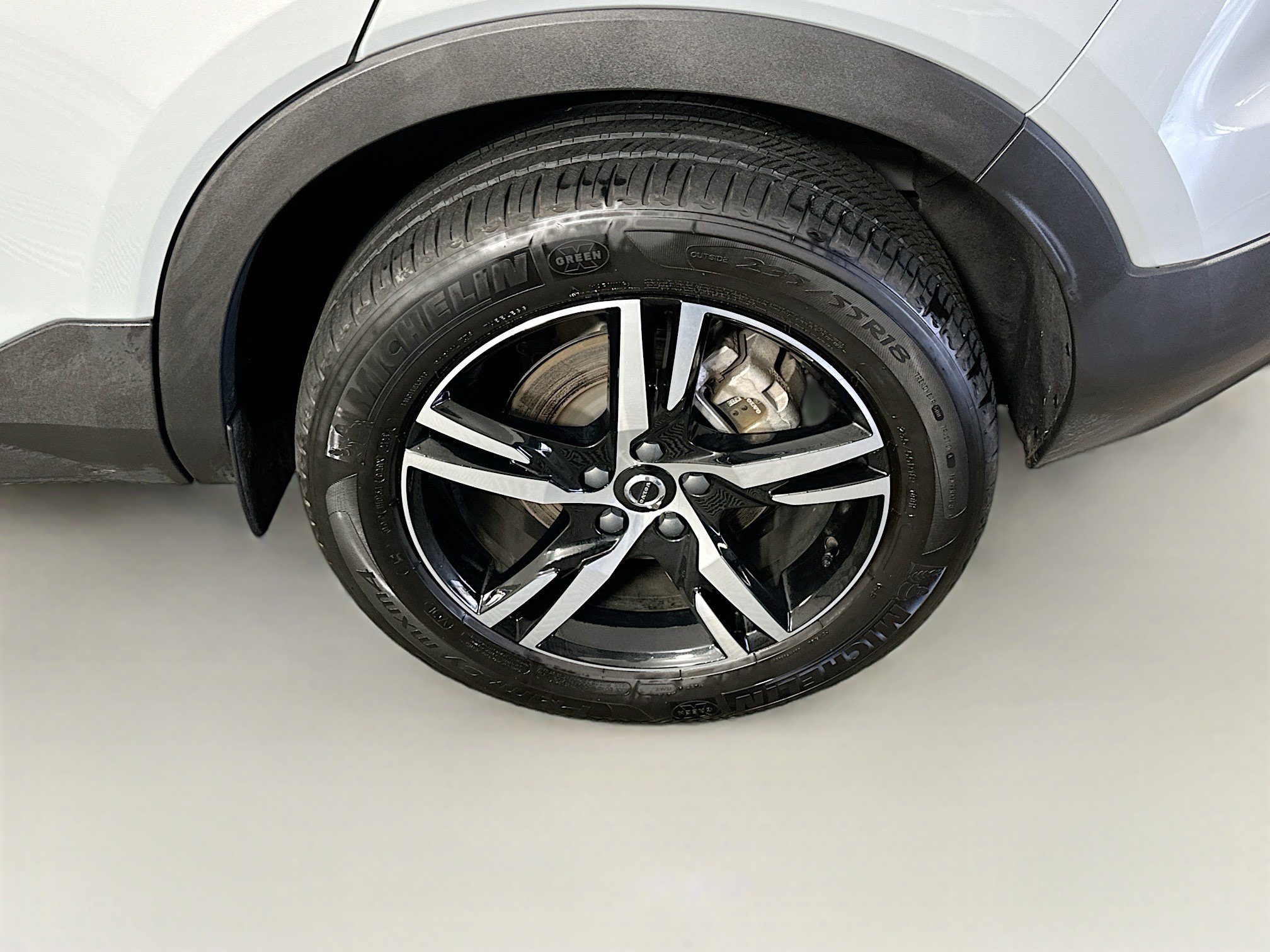 2025 Volvo Xc40 B5 Core