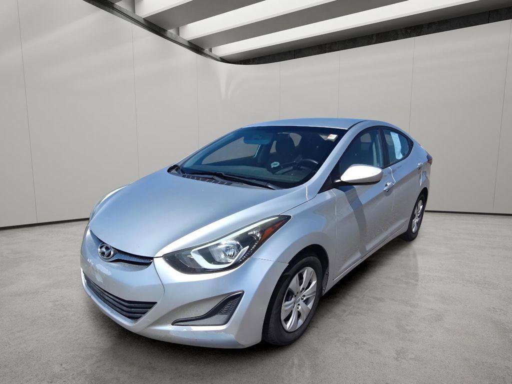 Used 2016 Hyundai Elantra SE