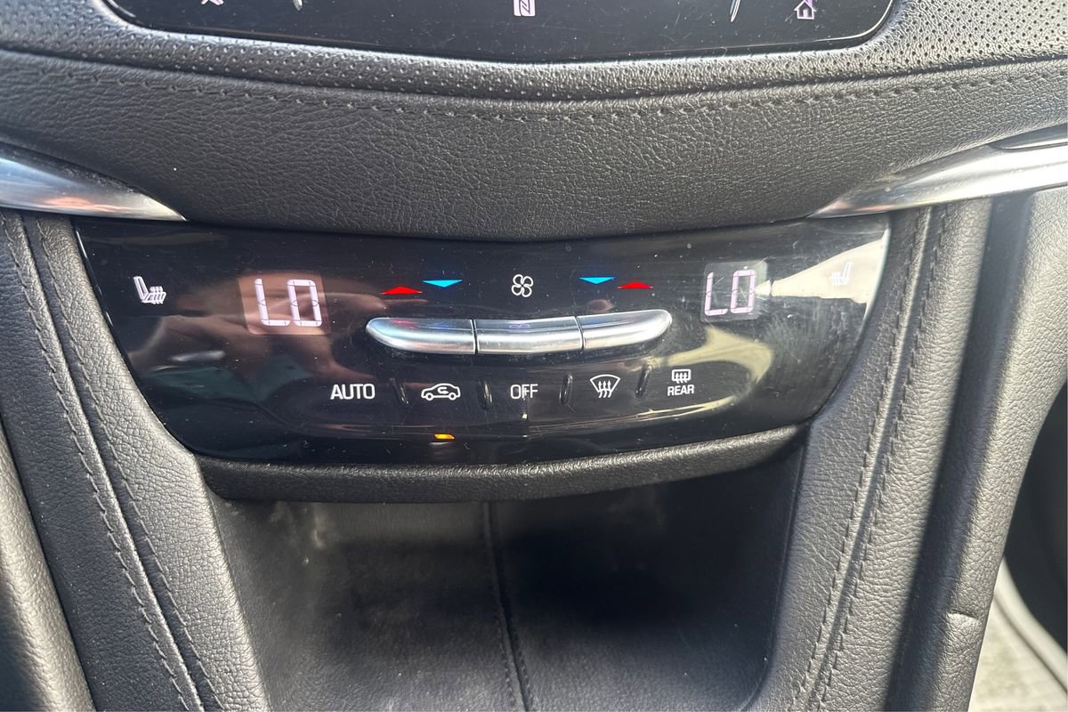 2020 Cadillac XT5 Premium Luxury