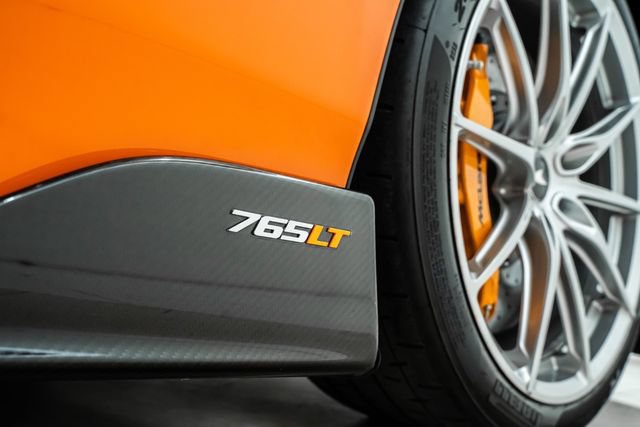 Used 2022 McLaren 765LT photo 27