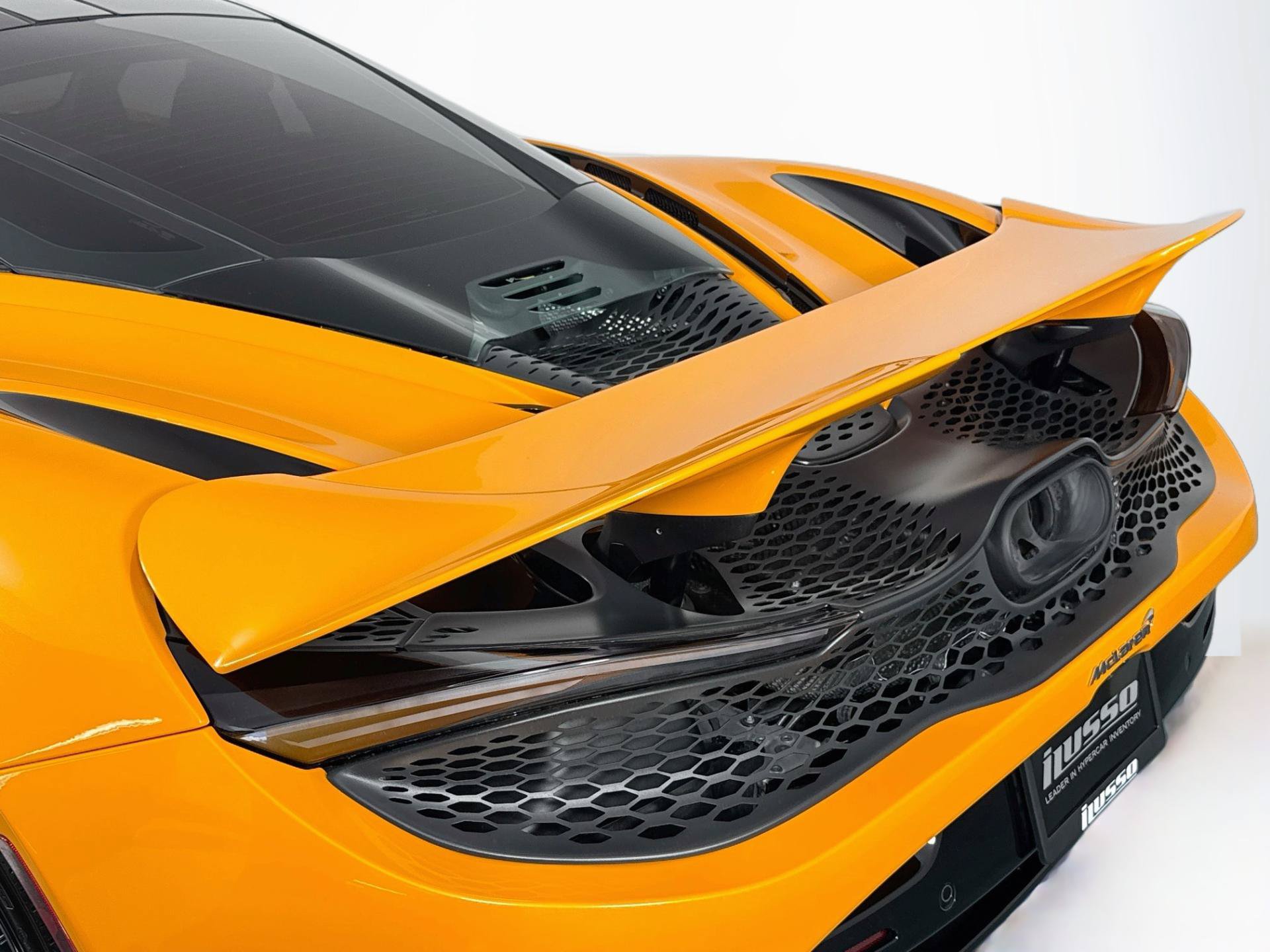 Used 2025 McLaren 750S photo 46