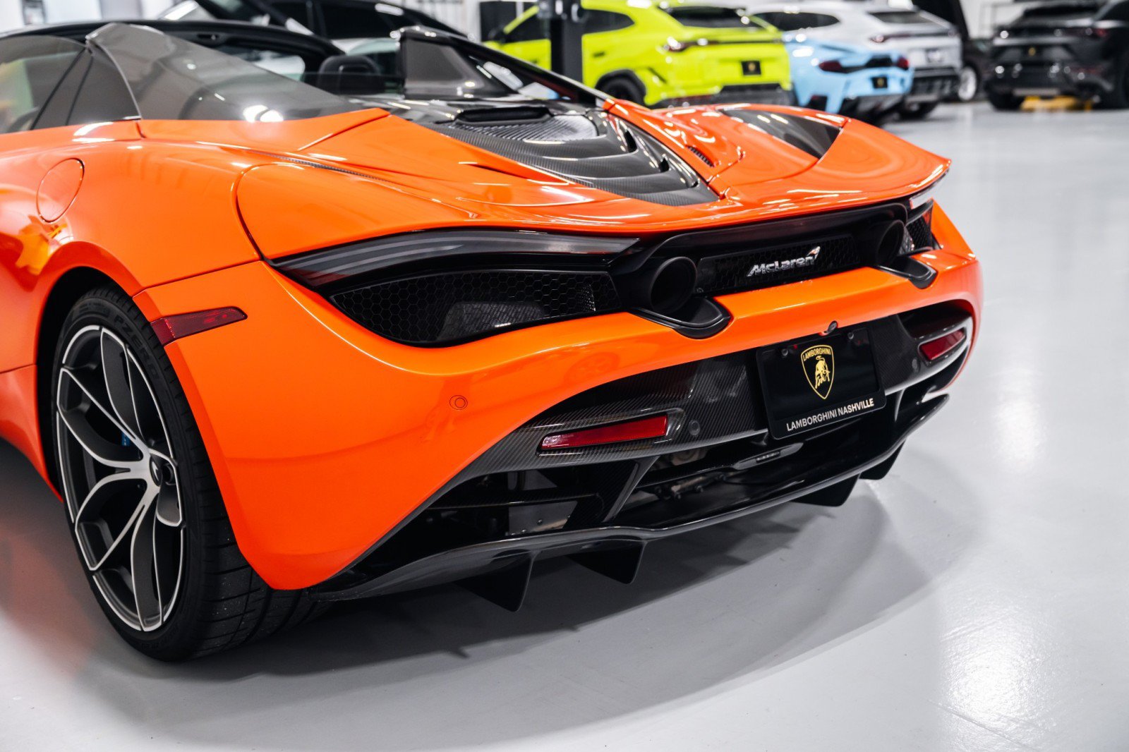 Used 2019 McLaren 720S Performance photo 36