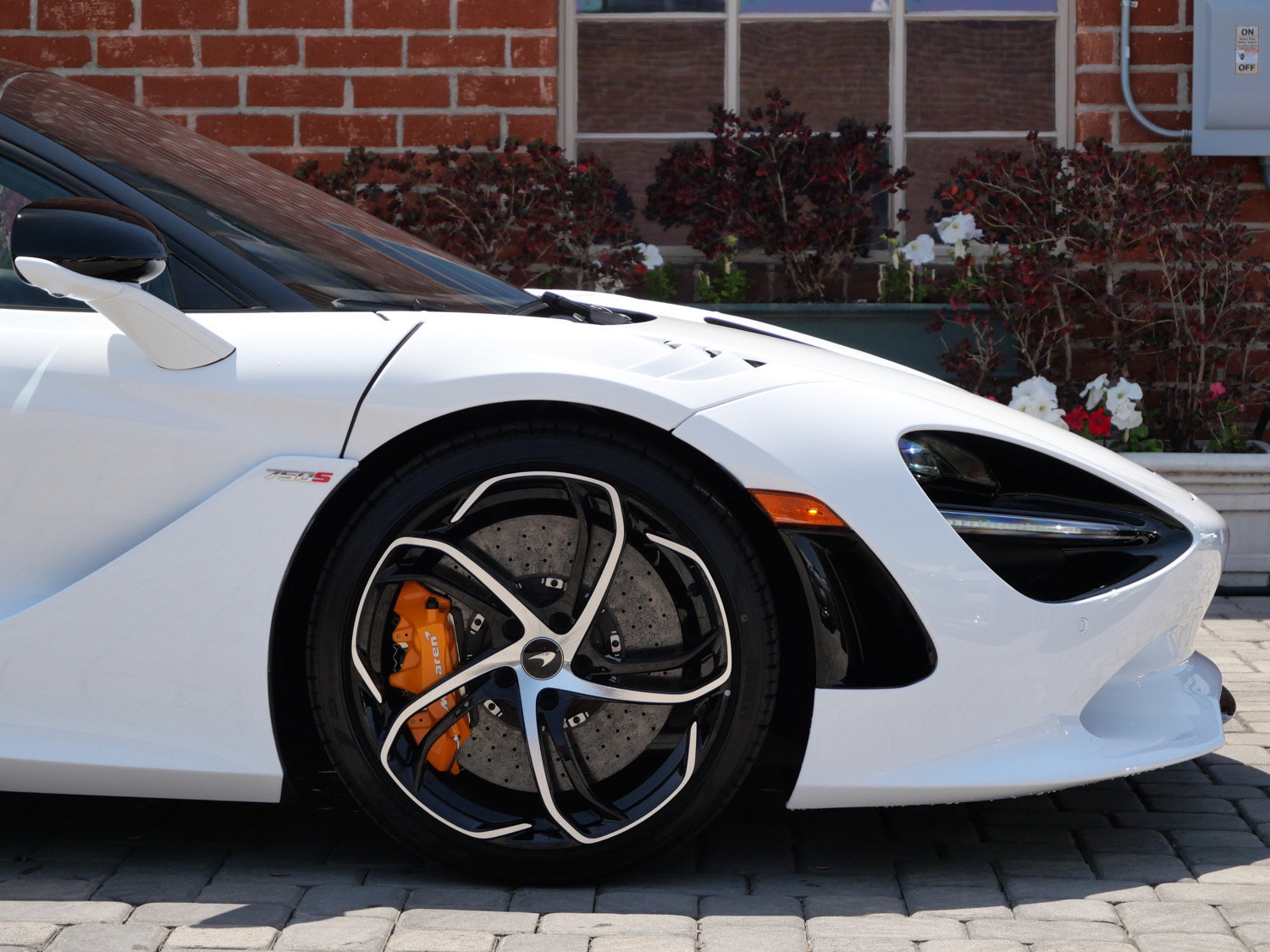 Used 2024 McLaren 750S photo 6