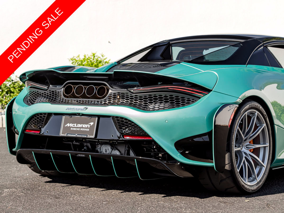 Used 2022 McLaren 765LT photo 10