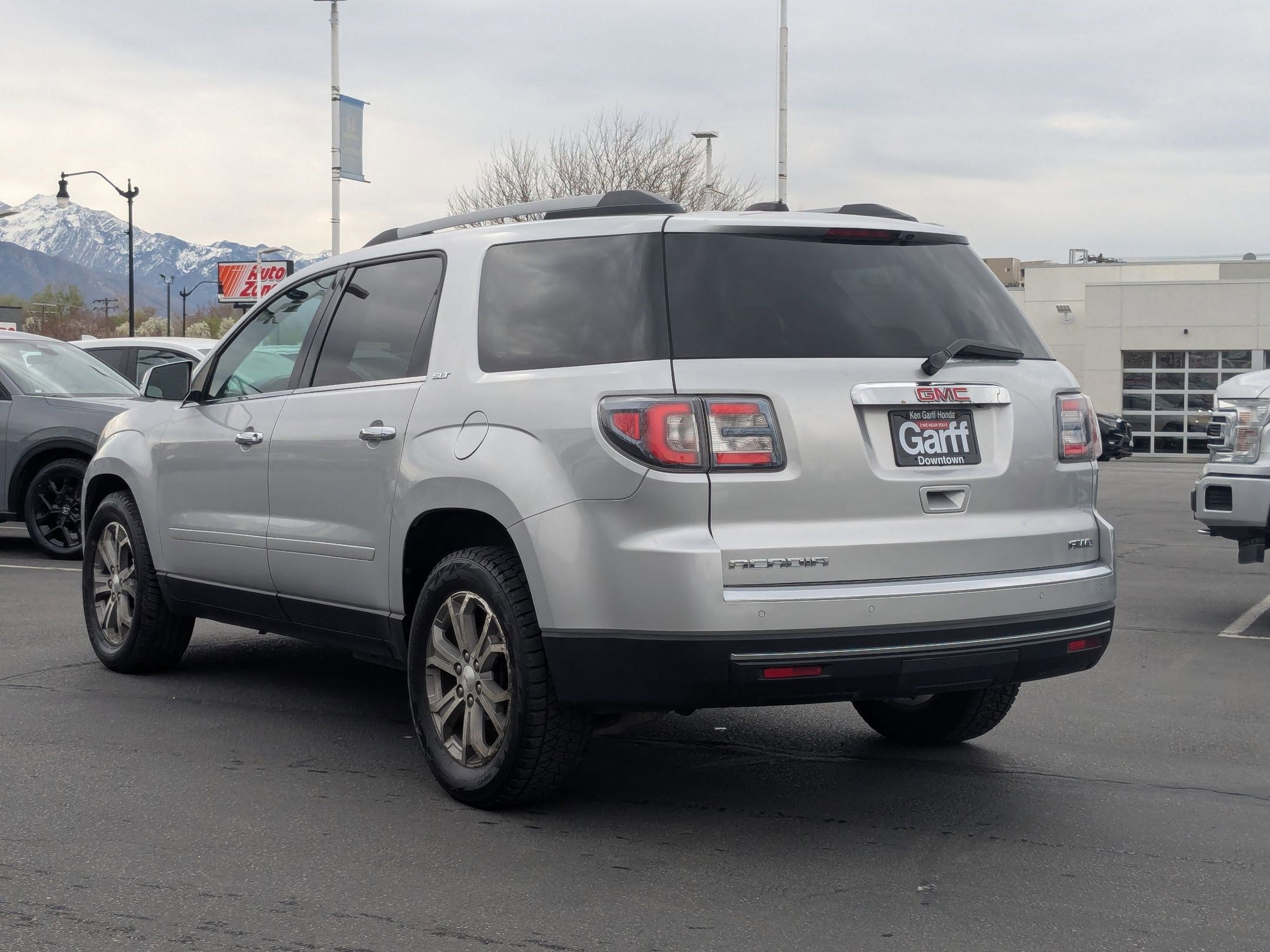 2016 GMC Acadia SLT