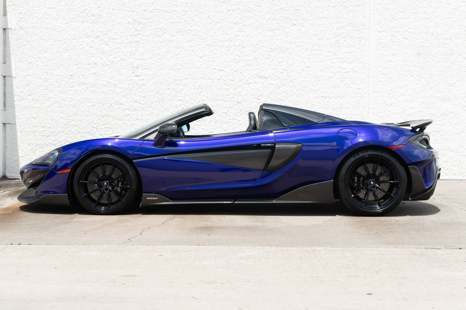 Used 2020 McLaren 600LT Spider photo 8