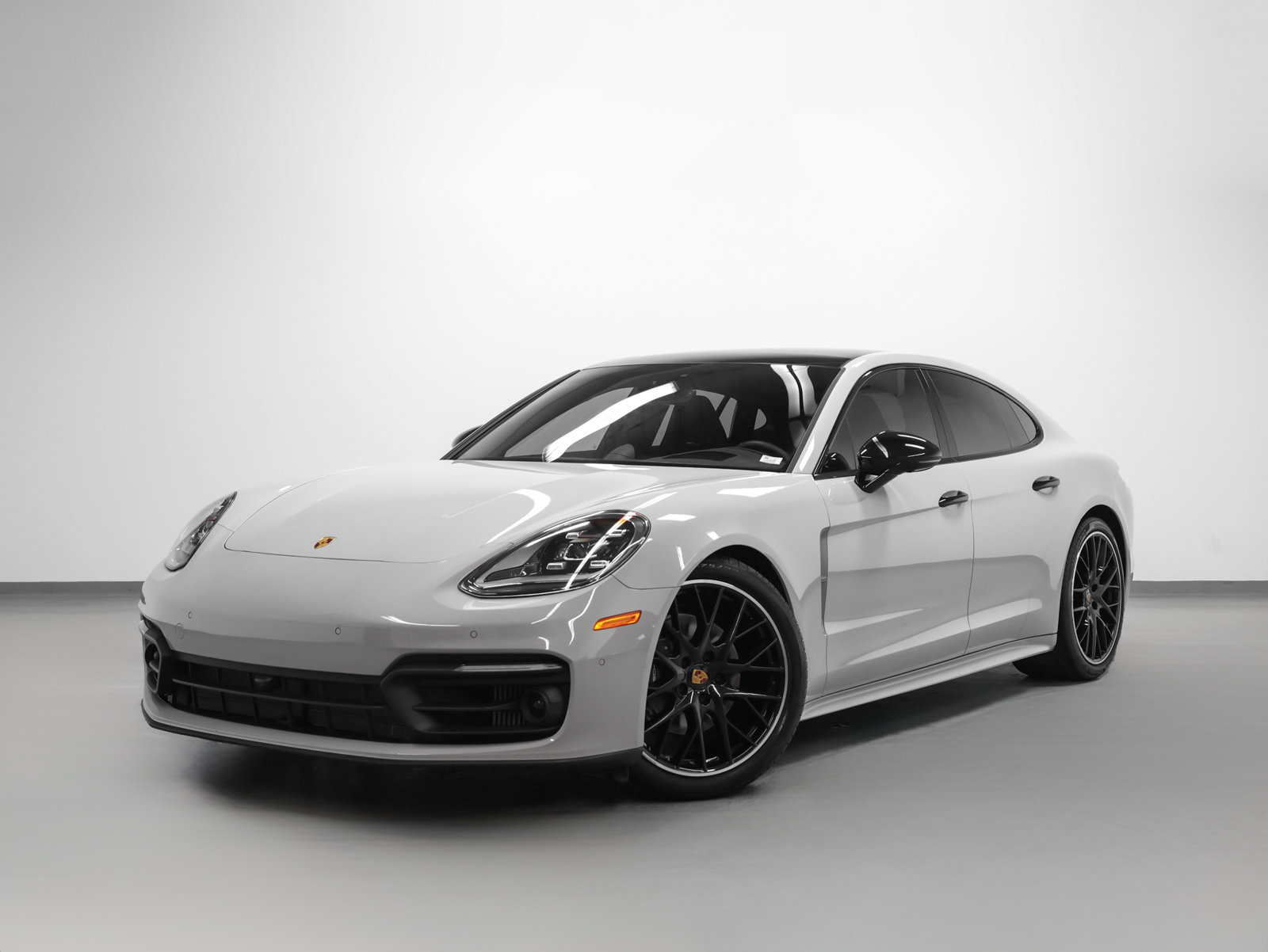 Certified 2023 Porsche Panamera 4 Platinum Edition
