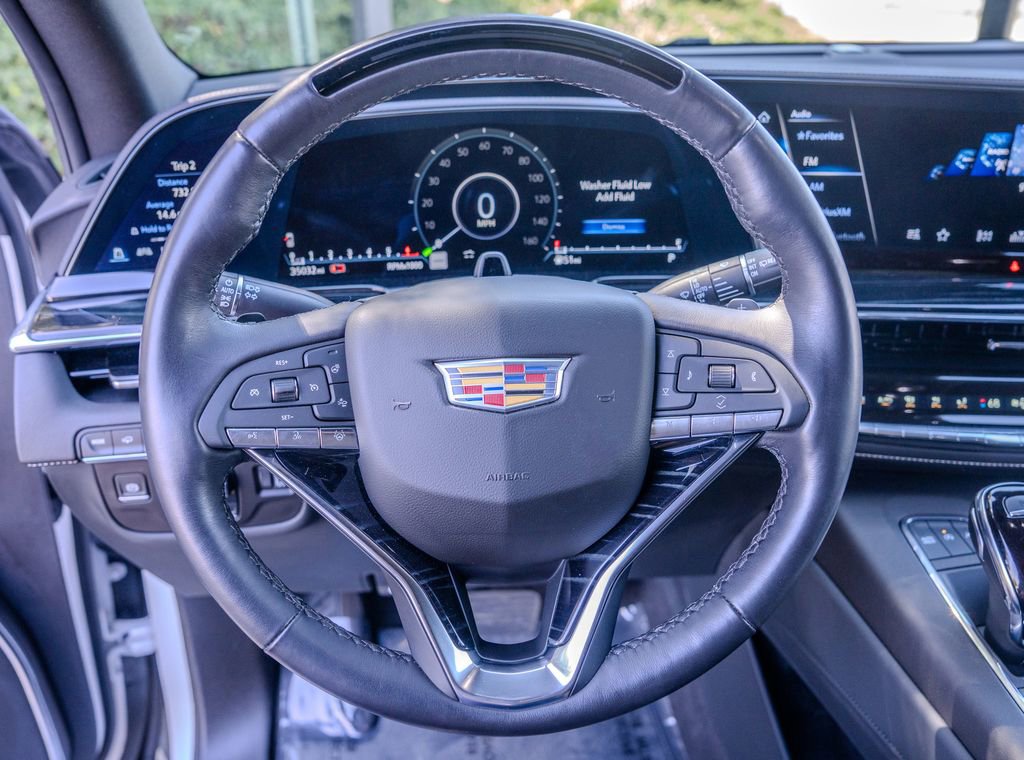 2024 Cadillac Escalade Sport