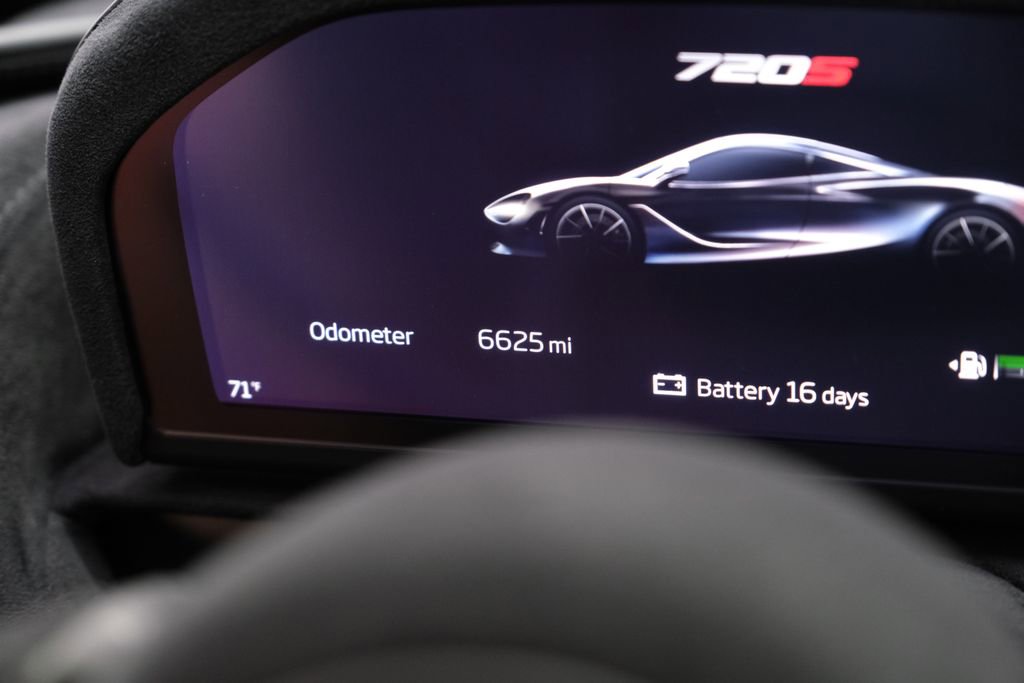 Used 2020 McLaren 720S Performance photo 14