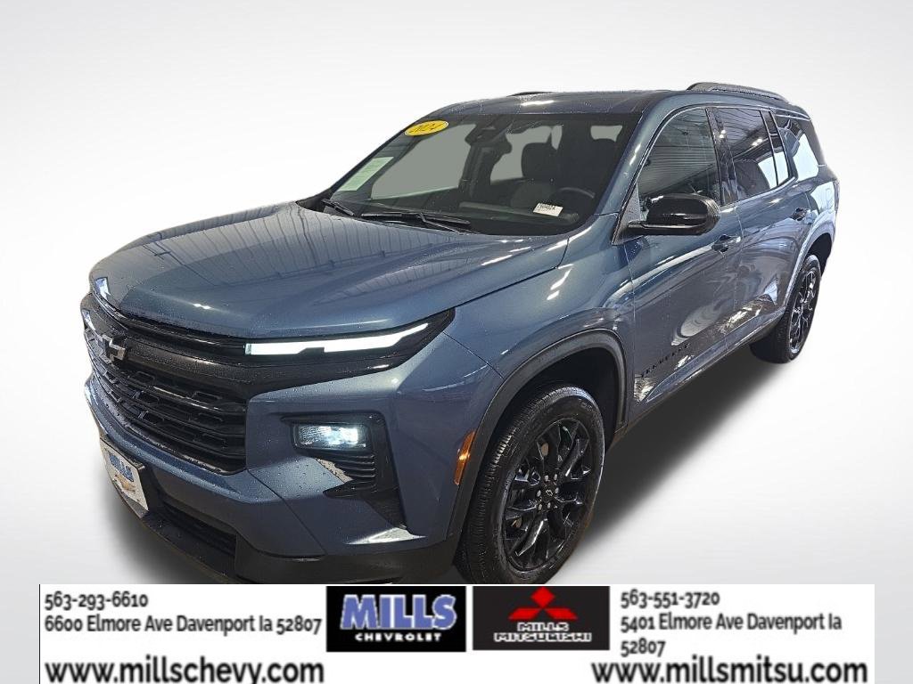 Used 2024 Chevrolet Traverse LT w/ Midnight/Sport Edition