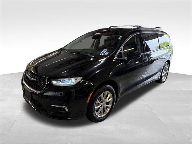 Certified 2023 Chrysler Pacifica Touring-L