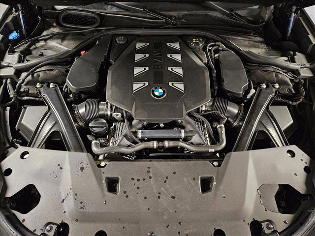 2023 BMW 760i xDrive