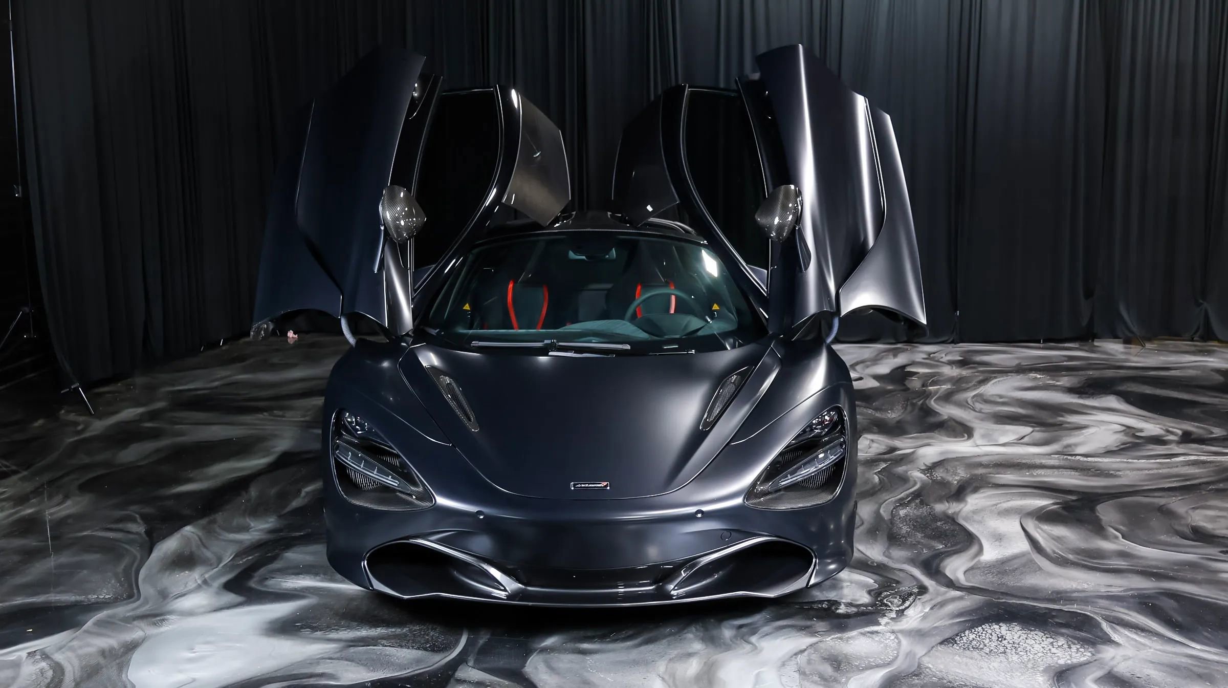 Used 2018 McLaren 720S photo 12