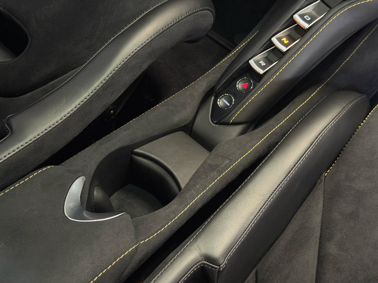 Used 2018 McLaren 720S photo 33