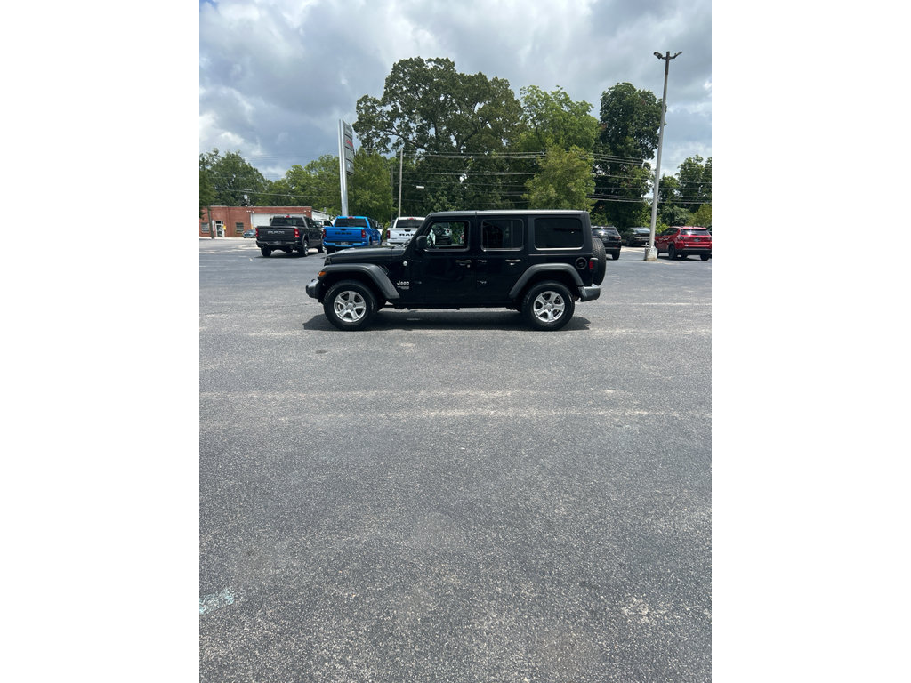 Used 2018 Jeep Wrangler Unlimited Sport S