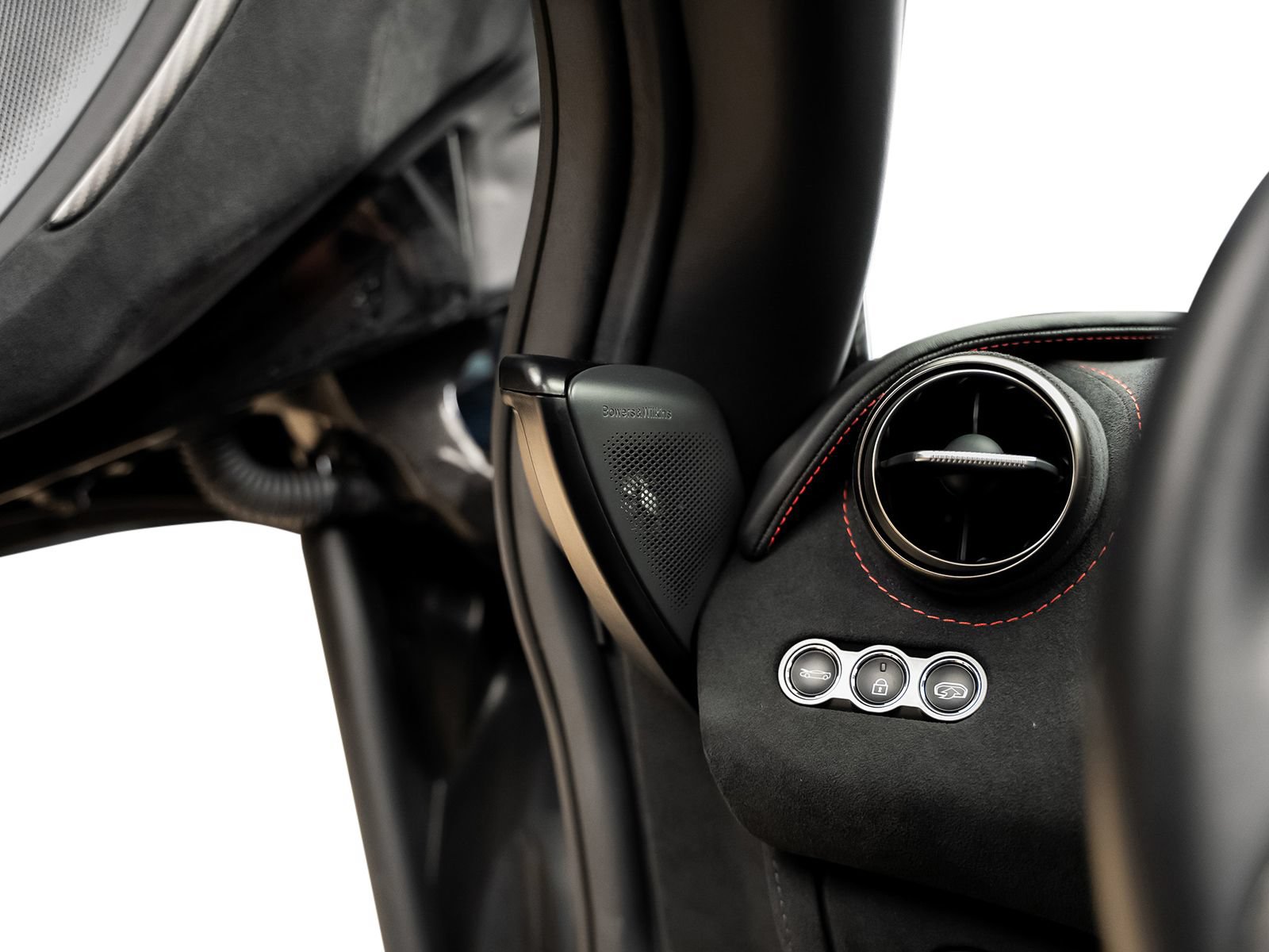 Used 2022 McLaren 720S Performance photo 55