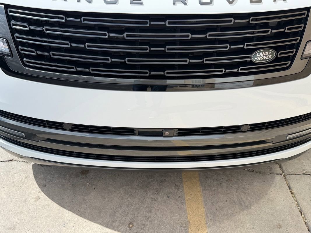 2023 Land Rover Range Rover SE