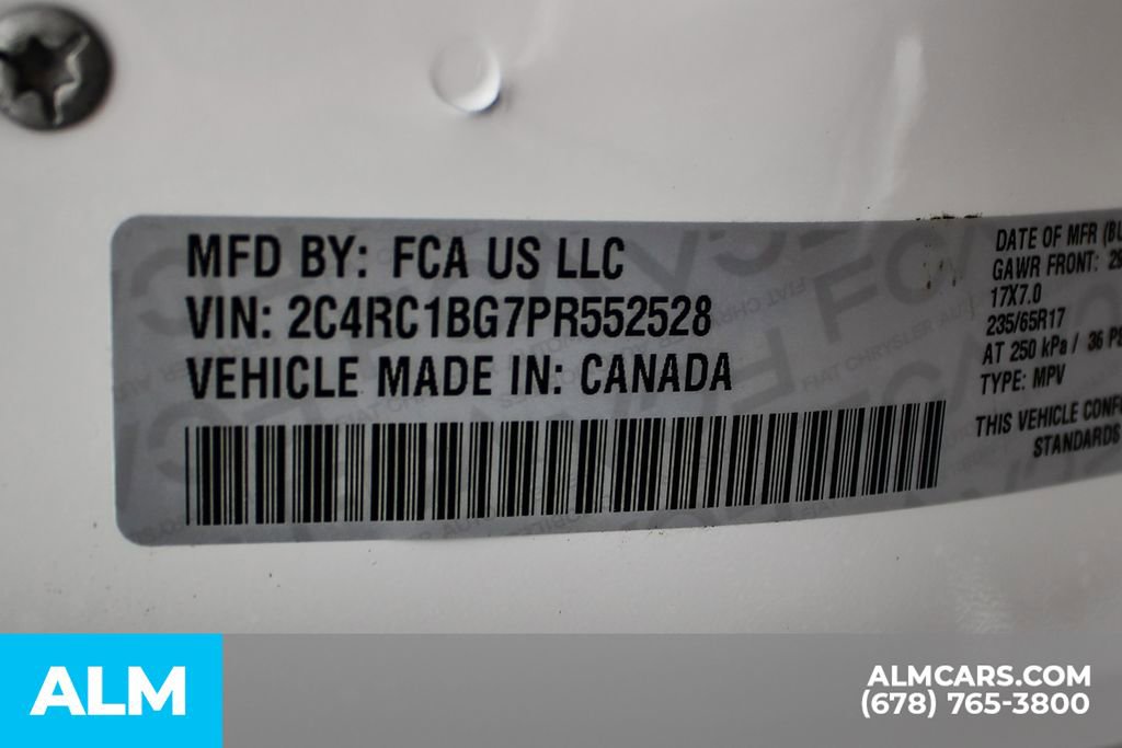 2023 Chrysler Pacifica Touring-L